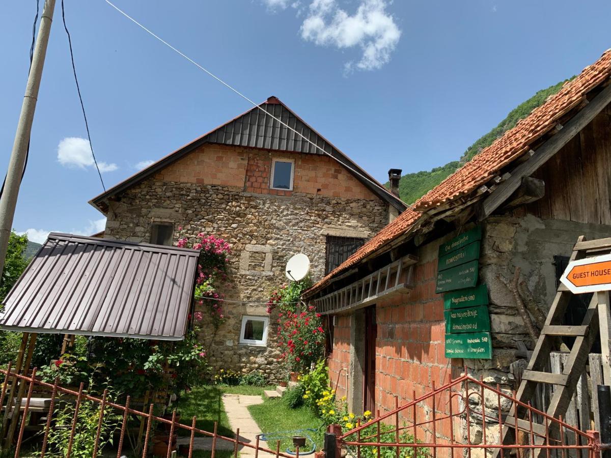 Guest House Ulaj Vuthaj Kültér fotó