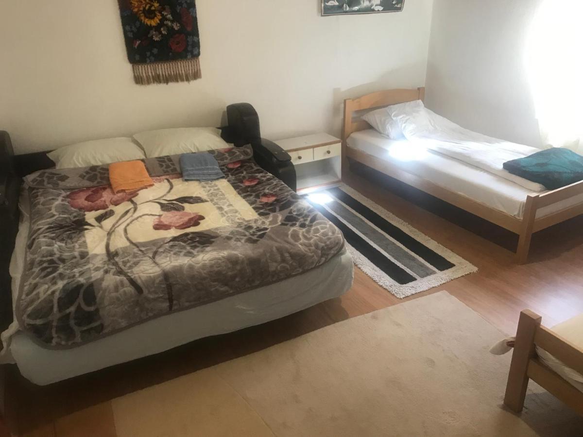 Guest House Ulaj Vuthaj Kültér fotó