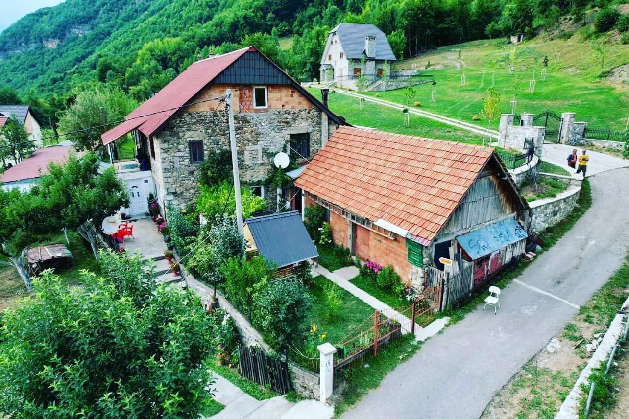 Guest House Ulaj Vuthaj Kültér fotó